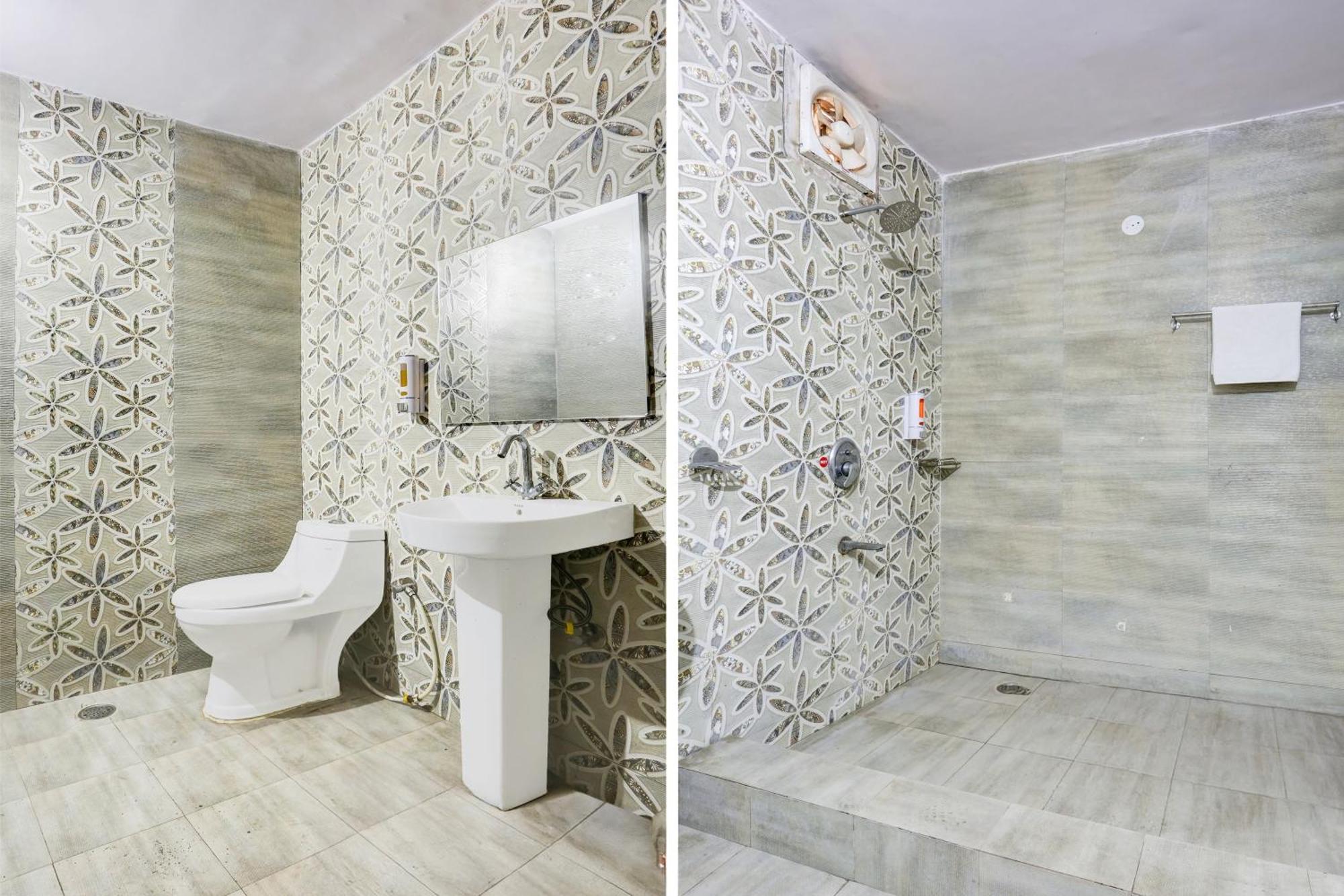 Super Townhouse Haibowal Chowk Ludhiana Exterior foto