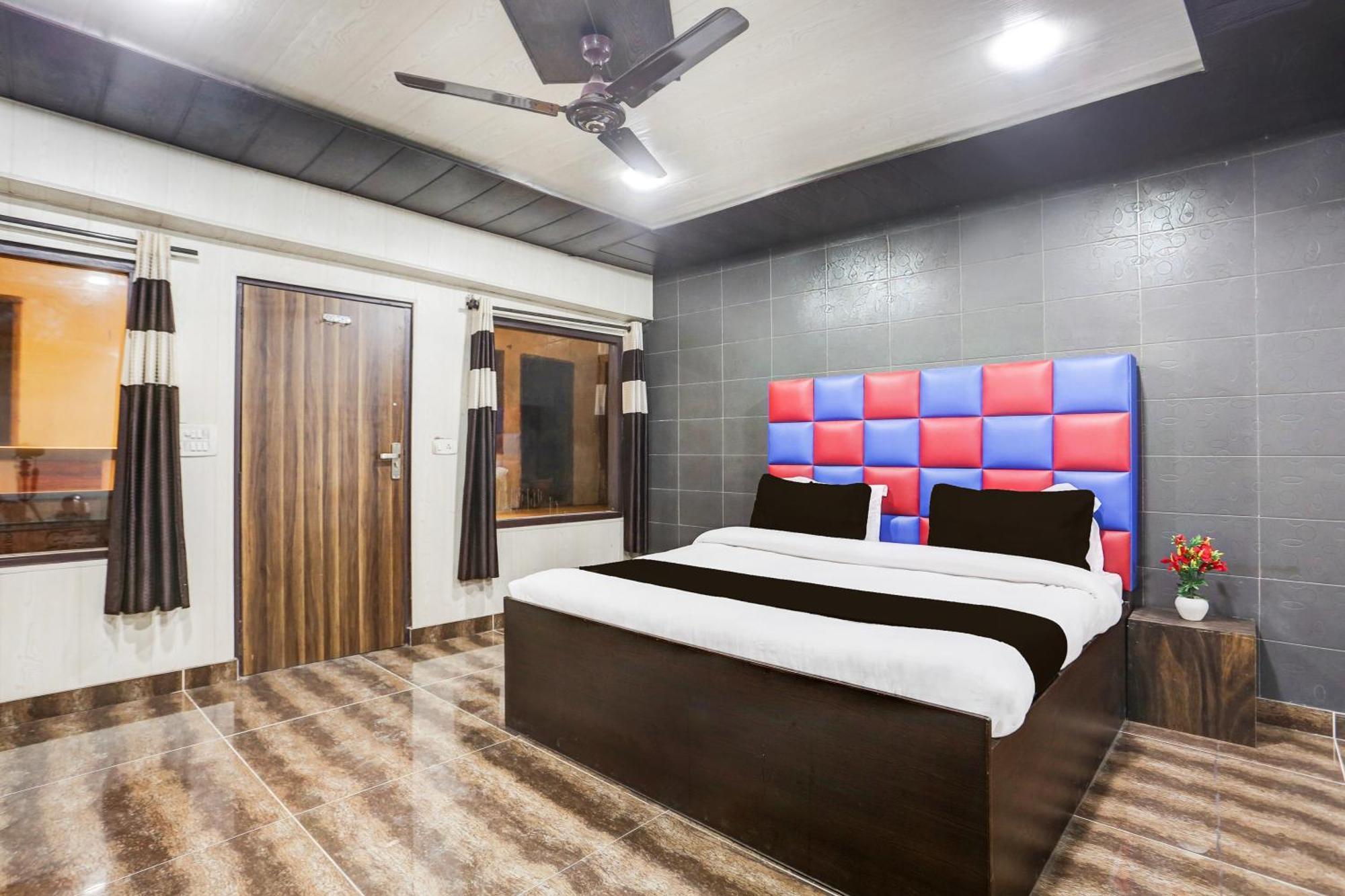 Super Townhouse Haibowal Chowk Ludhiana Exterior foto